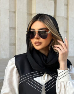 عینک افتابی زنانه برند ورساچه کد ۱۳۹