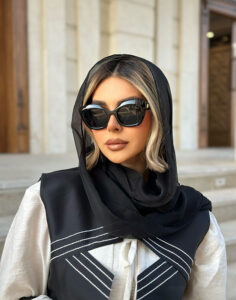 عینک افتابی زنانه برند دیور کد ۱۴۳
