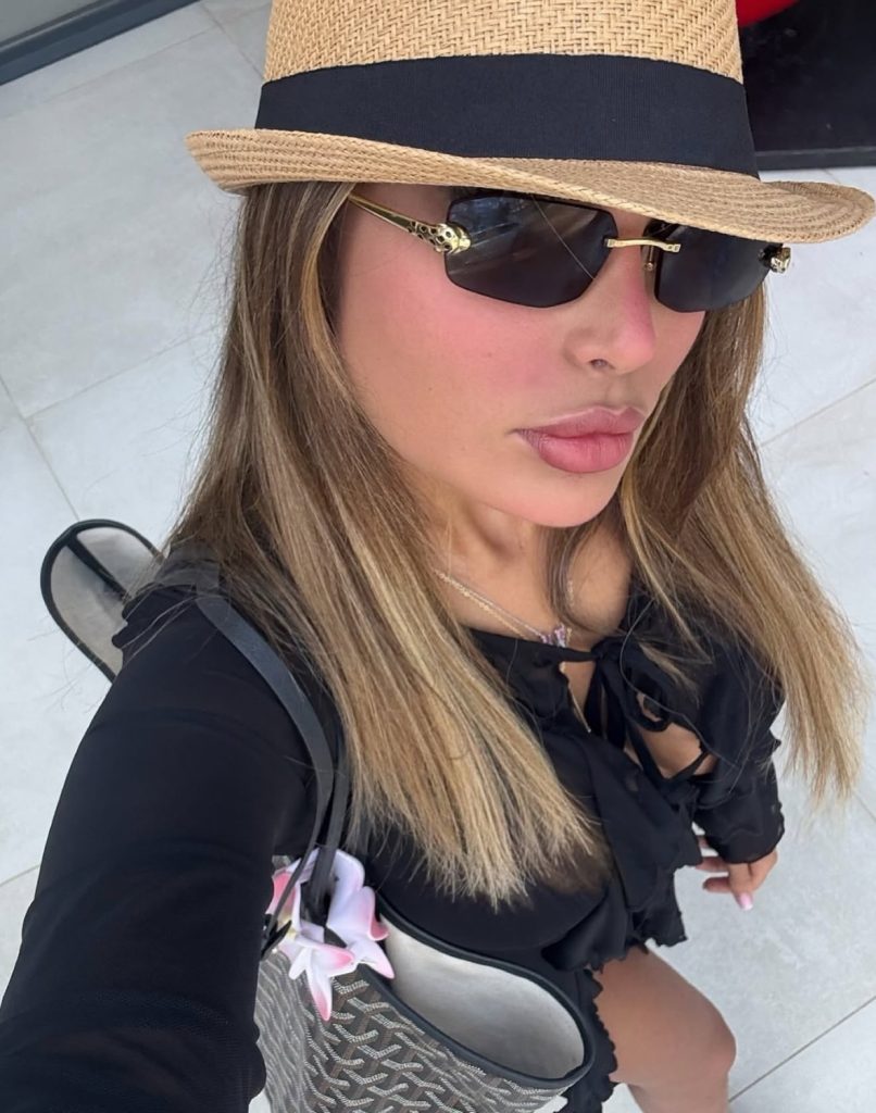 عینک آفتابی زنانه برند کارتیه کد 297
